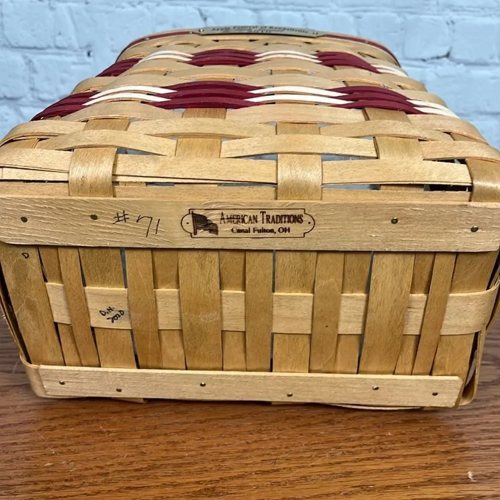 American traditions apple basket from 2010 plastic liner natural, red & white